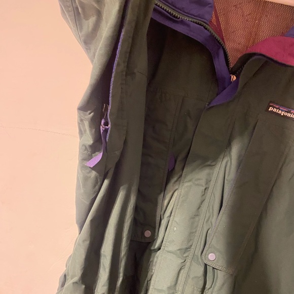 Patagonia Women’s Vintage Green Rain Parka Coat Jacket Size Large - Picture 6 of 11